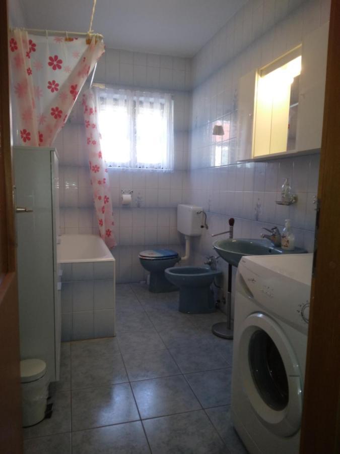 Apartment Meri Trogir Bagian luar foto