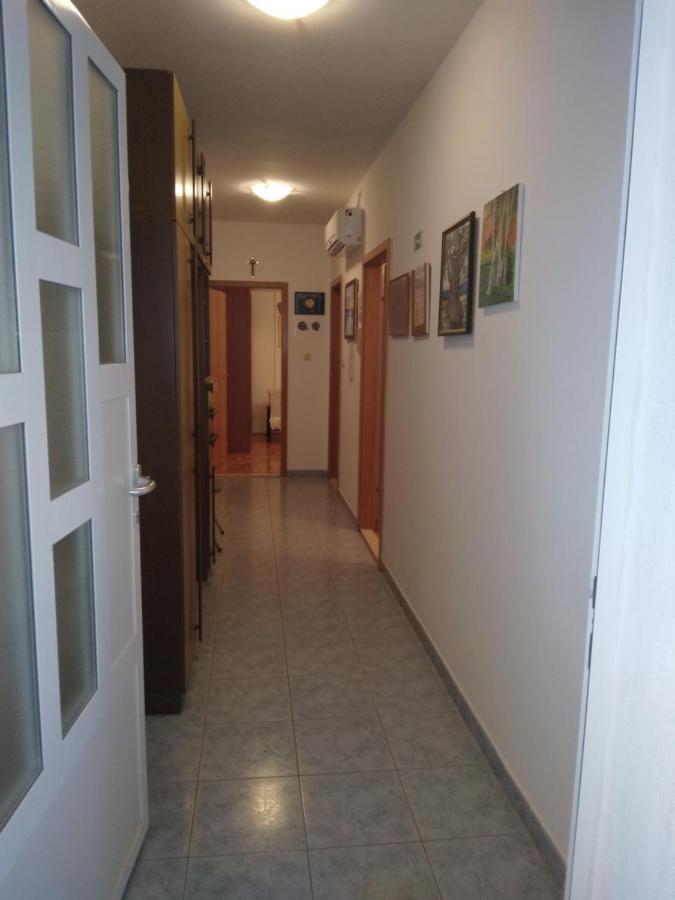 Apartment Meri Trogir Bagian luar foto