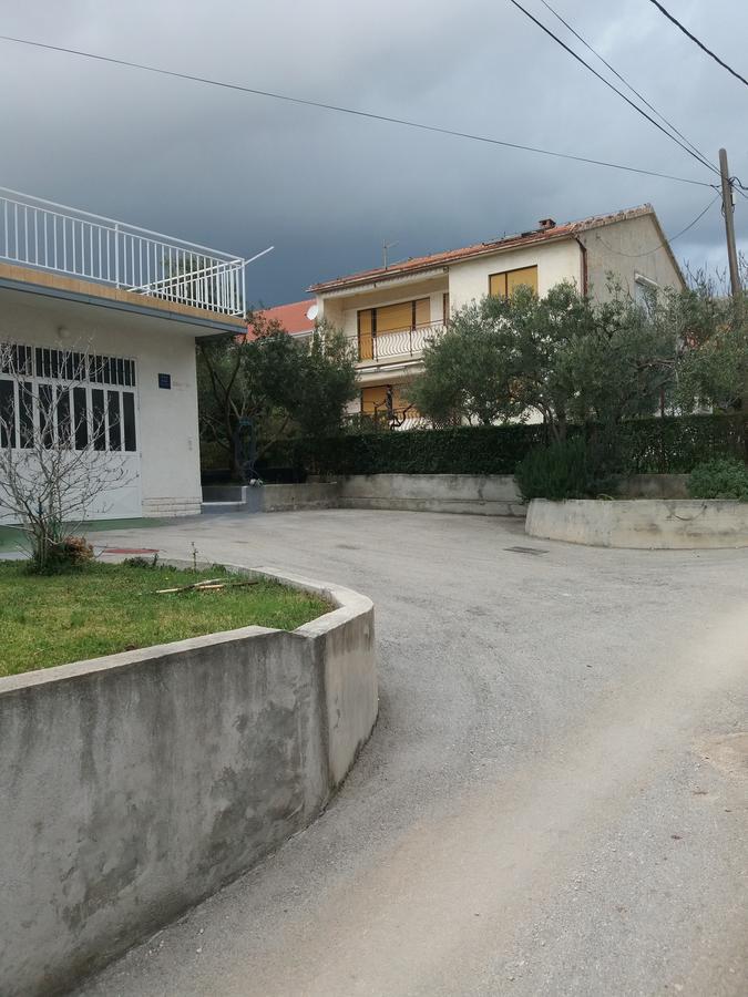 Apartment Meri Trogir Bagian luar foto