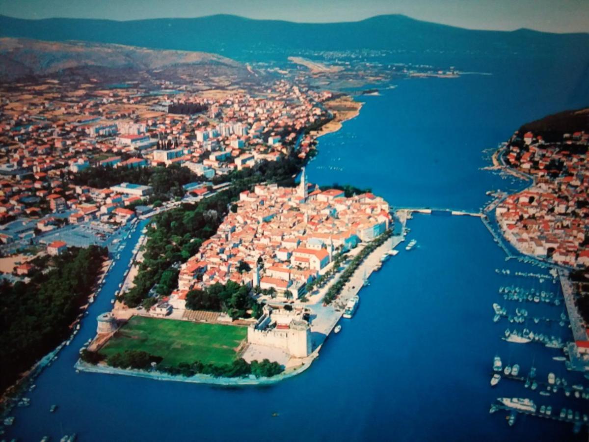 Apartment Meri Trogir Bagian luar foto
